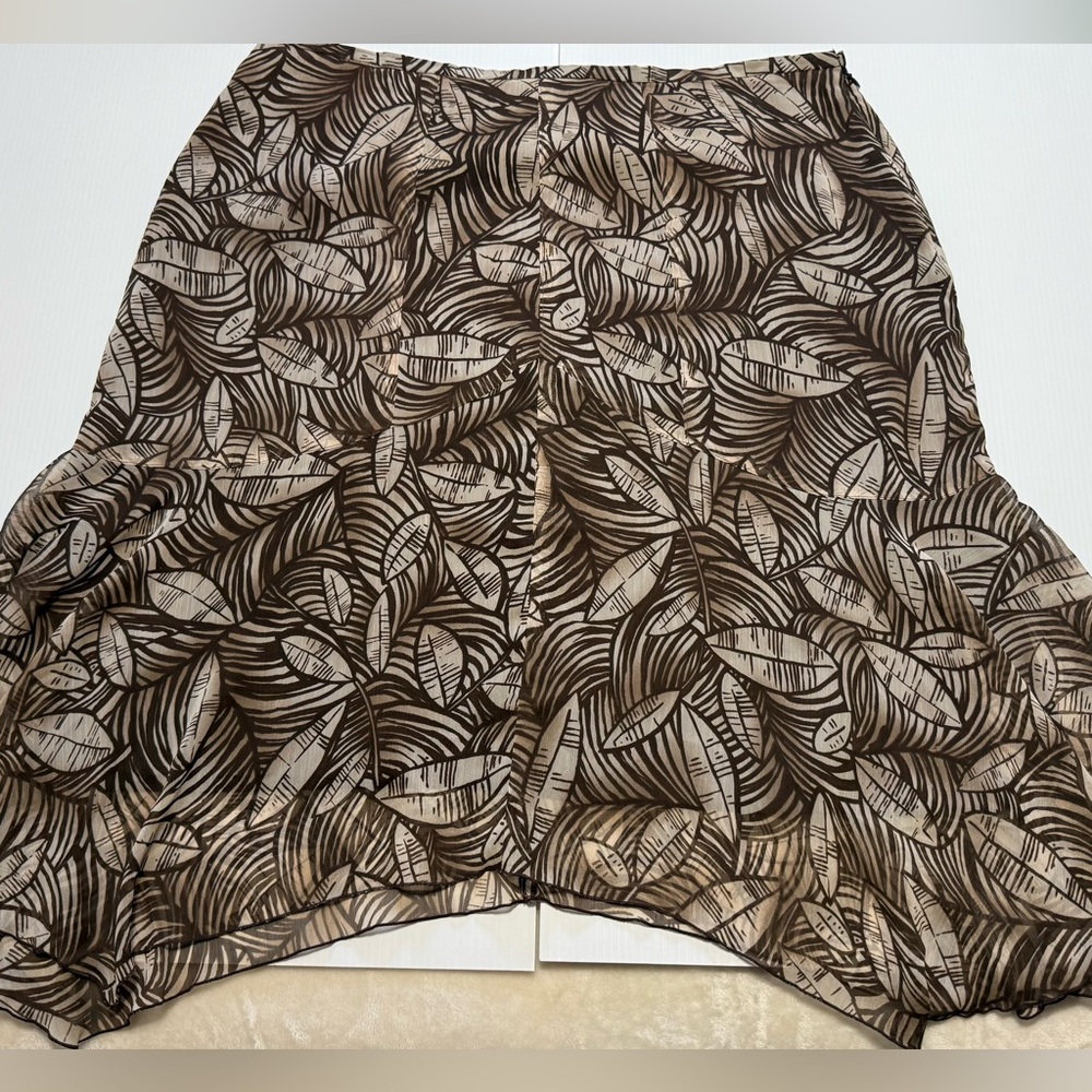 Worthington Brown and Cream Leaf Pattern Skirt Size 18